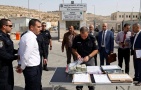 انتحل صفة محامٍ ووعد رجال اعمال فلسطينيين بتصاريح دخول إلى إسرائيل.. اتهام رجل من حولون بالاحتيال بعشرات آلاف الدولارات