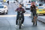 لماذا يندفع فلسطينيو الضفة لاقتناء الدراجات الكهربائية؟