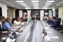 مجلس الوزراء يصادق على زيادة كميات الأدوية ويوجه لدراسة مطالب نقابة النقل ويبحث تطورات الأوضاع السياسية والإنسانية