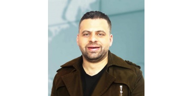 الإحتلال يعتقل الصحفي والمخرج عبد الرحمن ظاهر