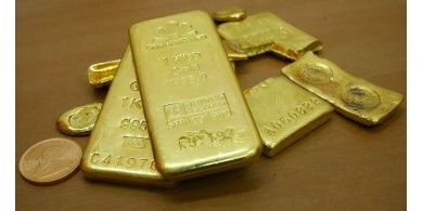 أسعار الذهب تهبط بأكثر من 4% بعد أنباء لقاح فايزر