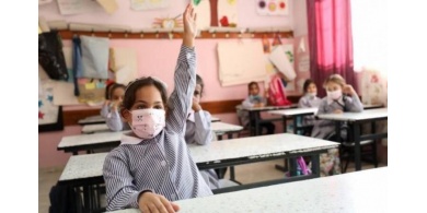 قلقيلية: إغلاق مدرسة ورياض أطفال بقرية مغارة الضبعة بعد تسجيل إصابات كورونا