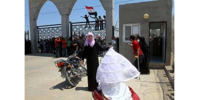 بدء مغادرة حافلات المسافرين عبر معبر رفح