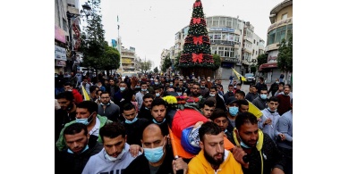 شهيد أوجع القلوب...تشييع جثمان الشهيد الطفل علي أبو عليا في المغير