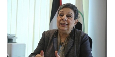 عشراوي تخرج عن صمتها: قدمت استقالتي للرئيس