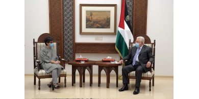 ماذا اقترحت وزيرة خارجية اسبانيا على إسرائيل والسلطة؟