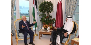 بدء الاجتماع بين الرئيس وأمير قطر