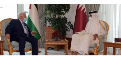 أمير قطر يجدد دعم بلاده للقضية الفلسطينية ووحدة الصف