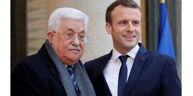 الرئيس يطمئن على صحة الرئيس الفرنسي ويتمنى له الشفاء
