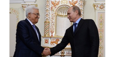 بوتين يهاتف الرئيس.. بحثا توريد لقاحات كورونا لفلسطين