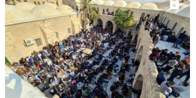 الداخلية: سيتم ملاحقة كل من خرقوا الحظر وخربوا الغرف الفندقية في مقام النبي موسى