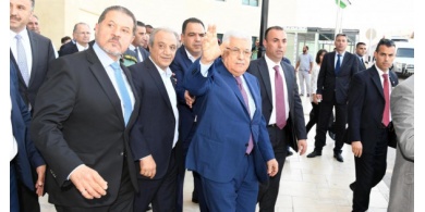منها التزامات منظمة التحرير.. لجنة الانتخابات تكشف عن تعديلات أجراها الرئيس على قانون الانتخابات