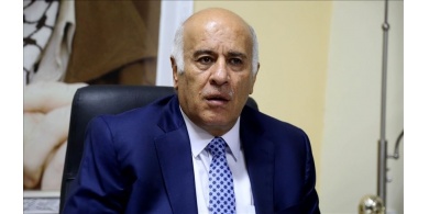 الرجوب ينفى عقد لقاء وشيك مع قيادة حماس في الدوحة