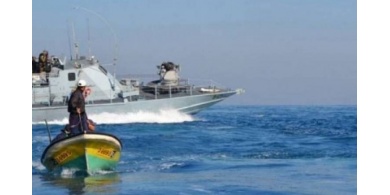 الاحتلال يطلق النار على الصيادين في بحر غزة