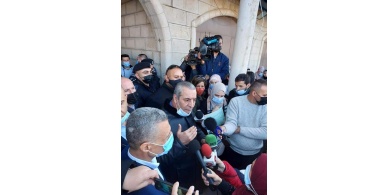 ملف "لم الشمل" يُقلق الفلسطينيين .. والشيخ: حجج إسرائيل واهية