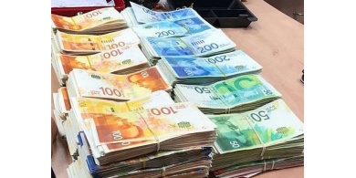 غزة: كشف قضية اختلاس بنصف مليون شيكل نفذتها فتاة