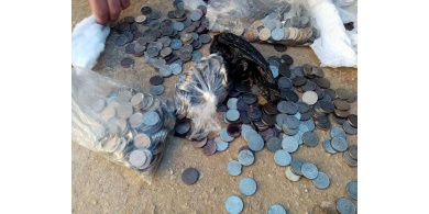الأمن الوقائي يضبط مشغل لتزوير العملة المعدنية في الخليل