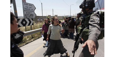 الإحتلال يزعم : فلسطيني حاول طعن مستوطن عند يتسهار وانسحب من المكان