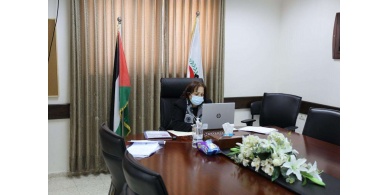 وزيرة الصحة توضح حقيقة تأخر وصول اللقاح إلى فلسطين