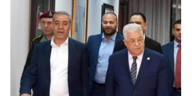 حسين الشيخ: من يعتقد أنه كبير فهو كبير بفتح