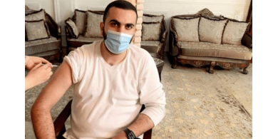 ابو شنب يكشف عن أسباب اخذه لقاح كورونا ويتوعد بملاحقة من شهر به قانونياً