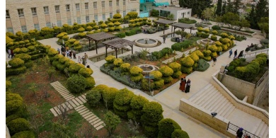 على خلفية فصل 3 محاضرين في جامعة القدس .. اتحاد الجامعات يهدد بالاضراب