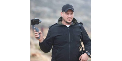 وسط إشادات بخطوته...صحفي فلسطيني يعلن استقالته من قناة العربية