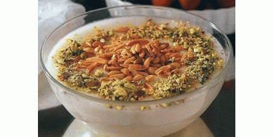 طريقة عمل المهلبية بالمكسرات