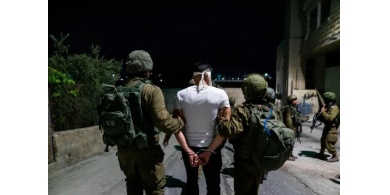 بالأسماء.. الاحتلال يواصل الاعتقالات في الضفة والقدس