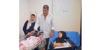 صور...أسير من بلدة قباطية جنوب جنين يرزق بطفله من نطفة مهربة