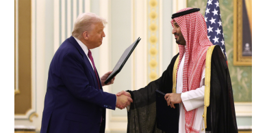 حال توقف الحرب مع إيران.. ترمب يبلغ دولاً عربية برغبته في انضمامها لمعاهدات سلام مع "إسرائيل"