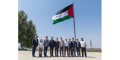 وفد كوري رفيع المستوى ووزير الاتصالات في زيارة لمدينة روابي لبحث تعزيز قطاع الذكاء الاصطناعي وتطويره