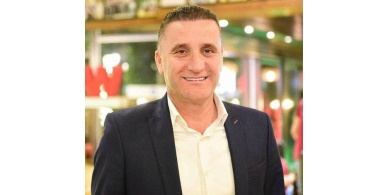نقل رجل الأعمال طارق النتشة للمستشفى بعد ساعات من توقيفه في رام الله
