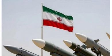 إيران تعلن إسقاط طائرة مسيّرة متطورة بمضيق هرمز وتؤكد استعدادها للتصعيد

