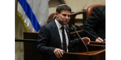 سموتريتش يدعو لشن حرب واسعة في الضفة الغربية وتفكيك السلطة الفلسطينية