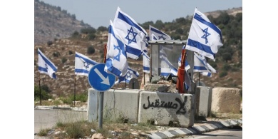 925 عائقاً في وجه 3.4 ملايين فلسطيني.. هكذا تمزق إسرائيل الضفة الغربية