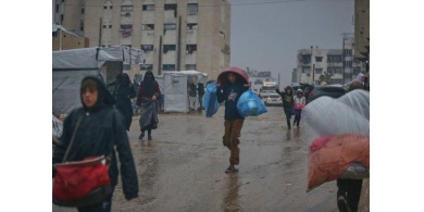 غزة تواجه الشتاء بلا مأوى كافٍ.. والاحتلال يمنع دخول 8600 مجموعة ⁠من مستلزمات الإيواء الطارئة