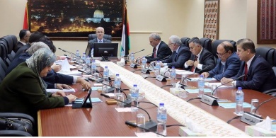 مجلس الوزراء : دمج وزارة التخطيط مع وزارة المالية