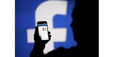 الشرطة تكشف جريمة ابتزاز سيدة عبر "الفيسبوك" في الخليل