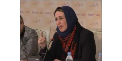 نجاة أبو بكر تفتح النار على الجميع