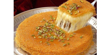 إليكم طريقة عمل الكنافة النابلسية الناعمة بالجبنة