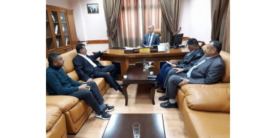وفد من كفردان يسلم مذكرة لمحافظة جنين للمطالبة بكشف تفاصيل جريمة قتل حصلت قبل يومين