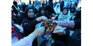 تعليق الإضراب يبهج أجواء رمضان بمنازل عائلات المضربين