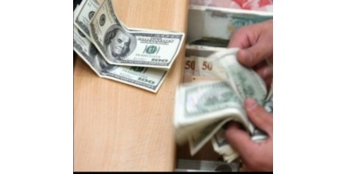 الدولار يسجل أعلى مستوى في سبعة أسابيع