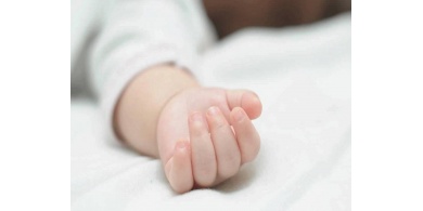 مقتل طفلة على يد زوجة أبيها بطريقة مروّعة