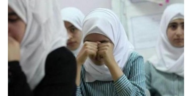شاهد: عائلة طالبة فلسطينية تُطالب بالتحقيق بعد وفاتها بمدرستها