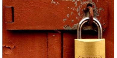 إغلاق محل تجاري في محافظة اريحا والاغوار لرفعه الأسعار