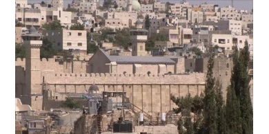 قرار بإغلاق مدينة الخليل ومنع الدخول والخروج منها للحد من انتشار كورونا