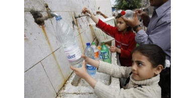 معدل استهلاك الفرد الفلسطيني من المياه 87 لترا في اليوم