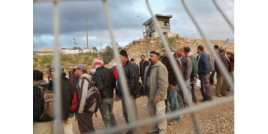 "محامون من أجل العدالة": يجب صون حقوق العمال الفلسطينيين بالداخل في حالة الطوارئ هناك